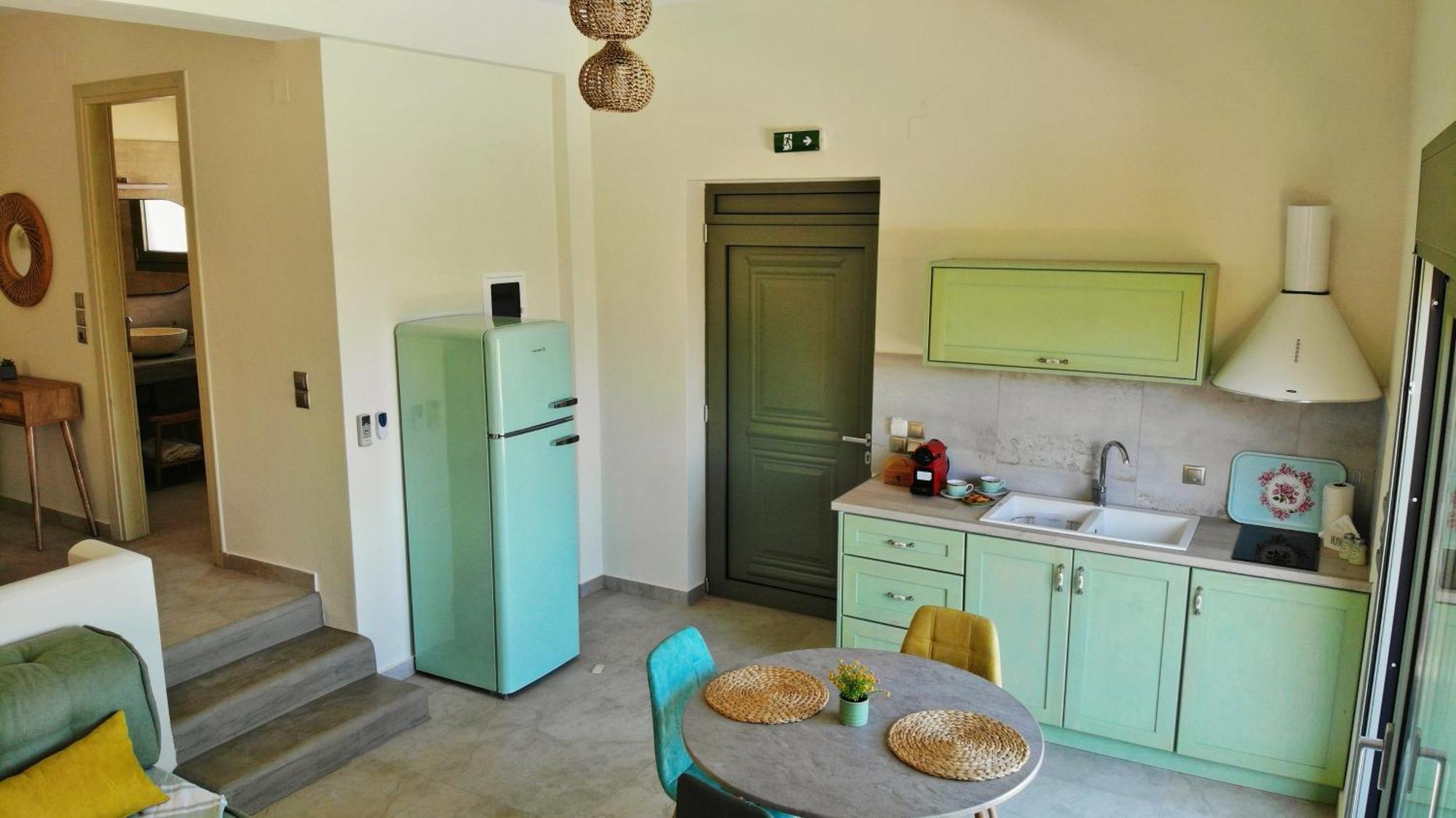 Manifesto Suites Monemvasia Room photo