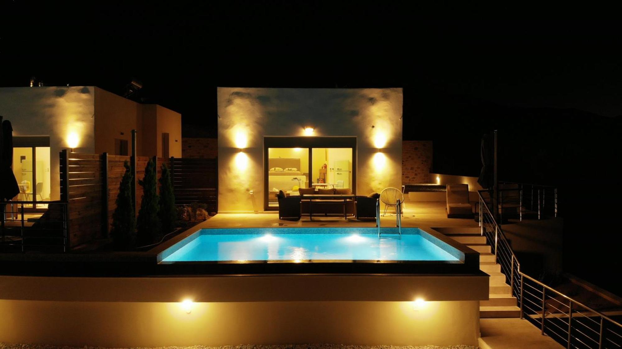 Manifesto Suites Monemvasia Room photo