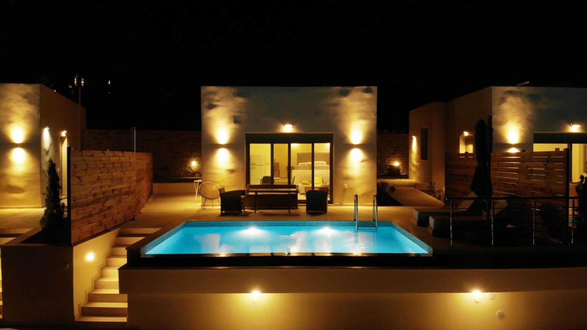 Manifesto Suites Monemvasia Room photo